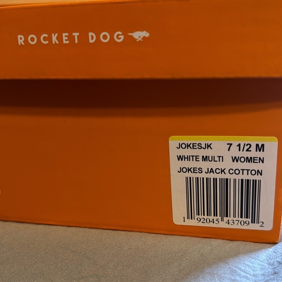 Rocket Dog canvas slip on - Picture 5 of 5